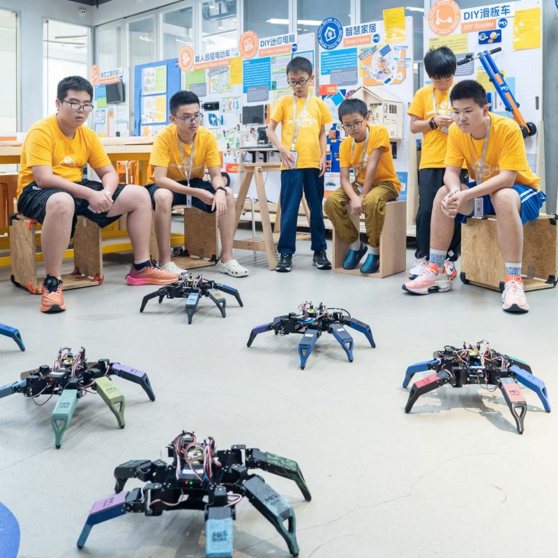 六足仿生机器人智造营课程包