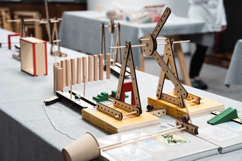 木质戈德堡套件