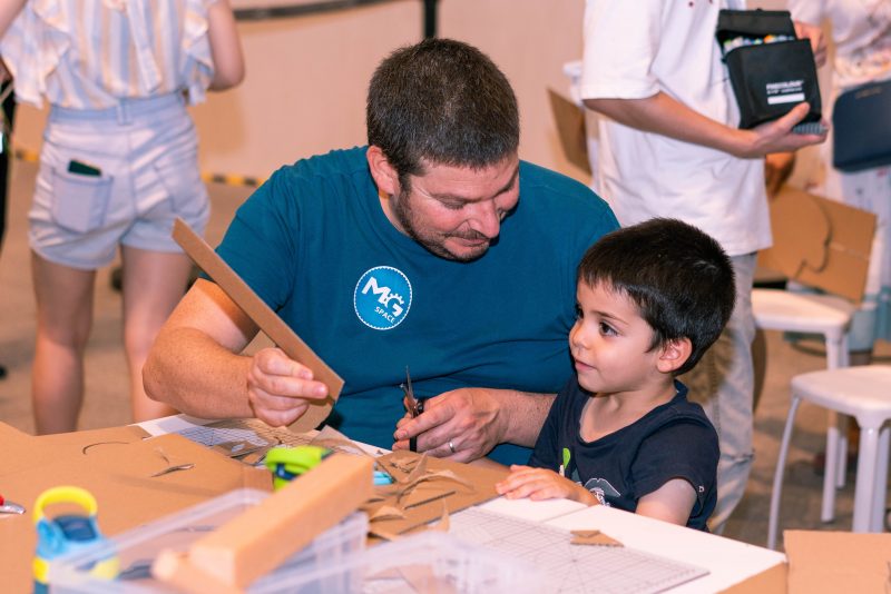 纸箱创意建构-含纸箱改造活动方案