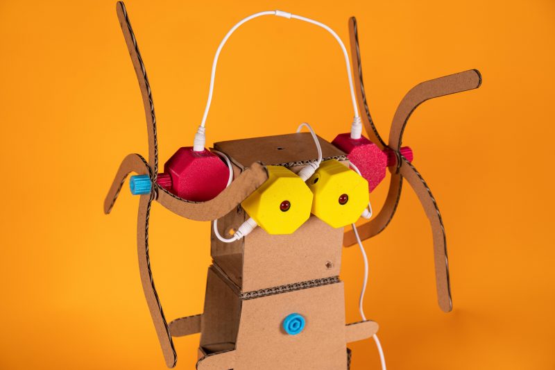 易趣智造+纸板机器人 含课程